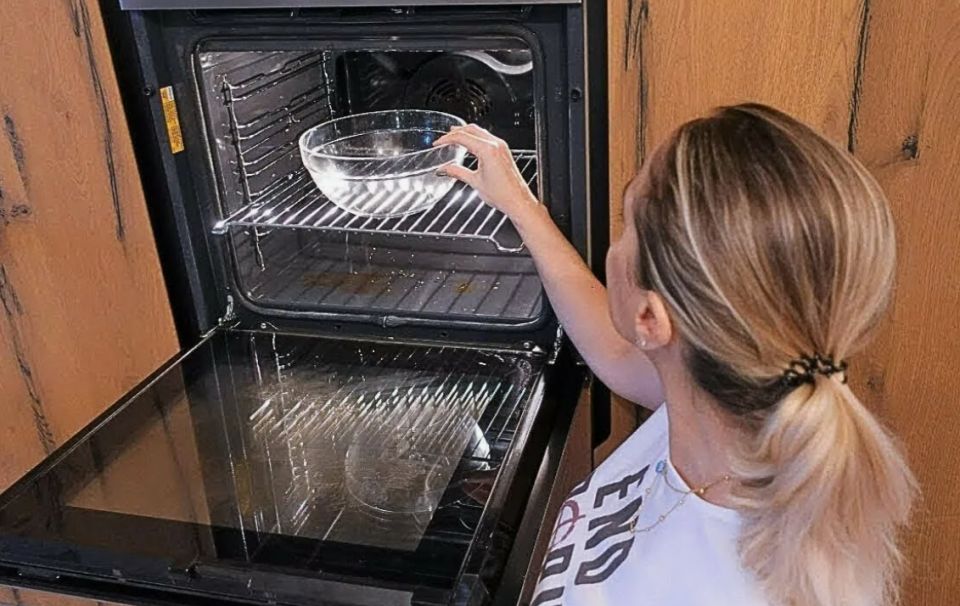 Реставрация кухонного героя: как вернуть духовке сияние за один день