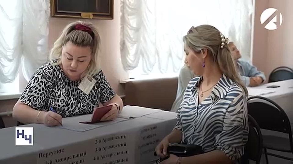  :        