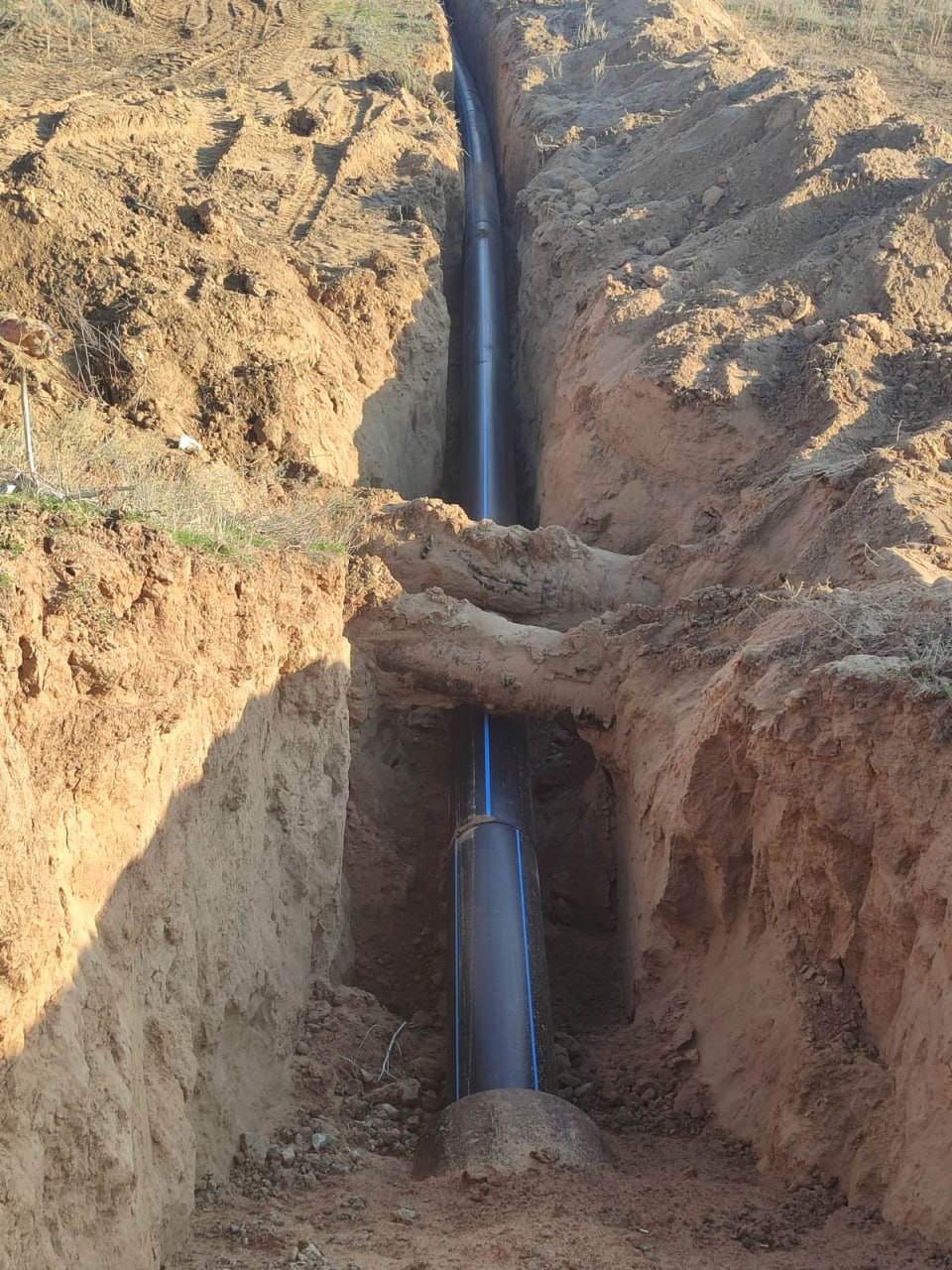 Важные работы по замене аварийного участка водоснабжения продолжаются