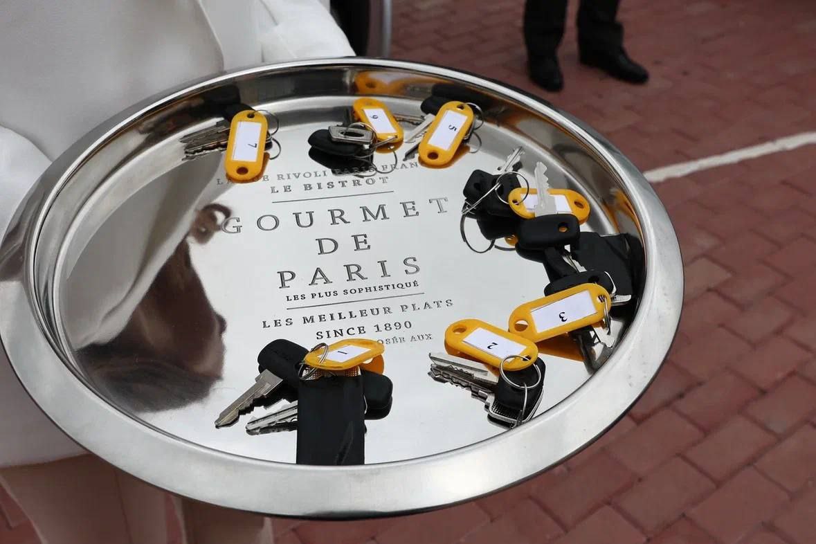 Губернатор Игорь Бабушкин вручил новые автомобили инспекторам службы природопользования Губернатор Игорь Бабушкин вручил новые автомобили инспекторам службы природопользования