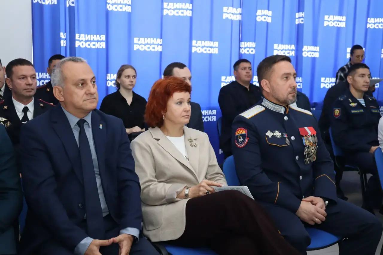 В Астрахани обсудили меры поддержки бойцов СВО В Астрахани обсудили меры поддержки бойцов СВО