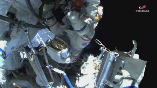 Завершим этот день видео из космоса