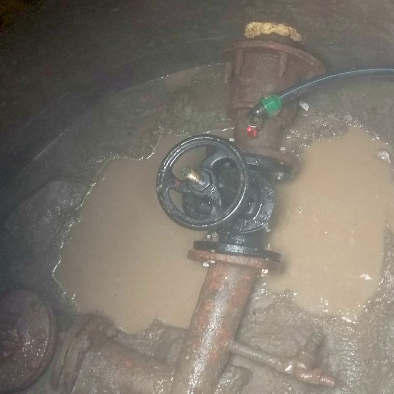 Для повышения надежности системы водоснабжения в Ахтубинске, администрация города заключила муниципальный контракт с коммунальной службой