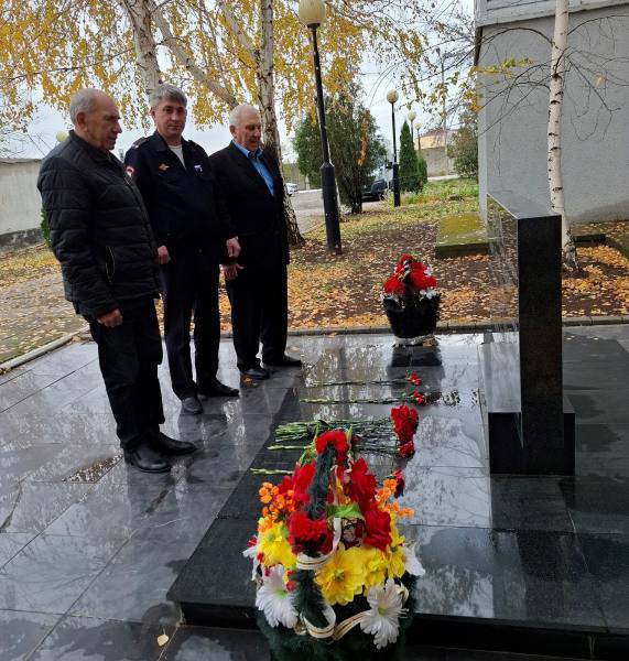 В Красноярском округе состоялось чествование ветеранов органов внутренних дел В Красноярском округе состоялось чествование ветеранов органов внутренних дел