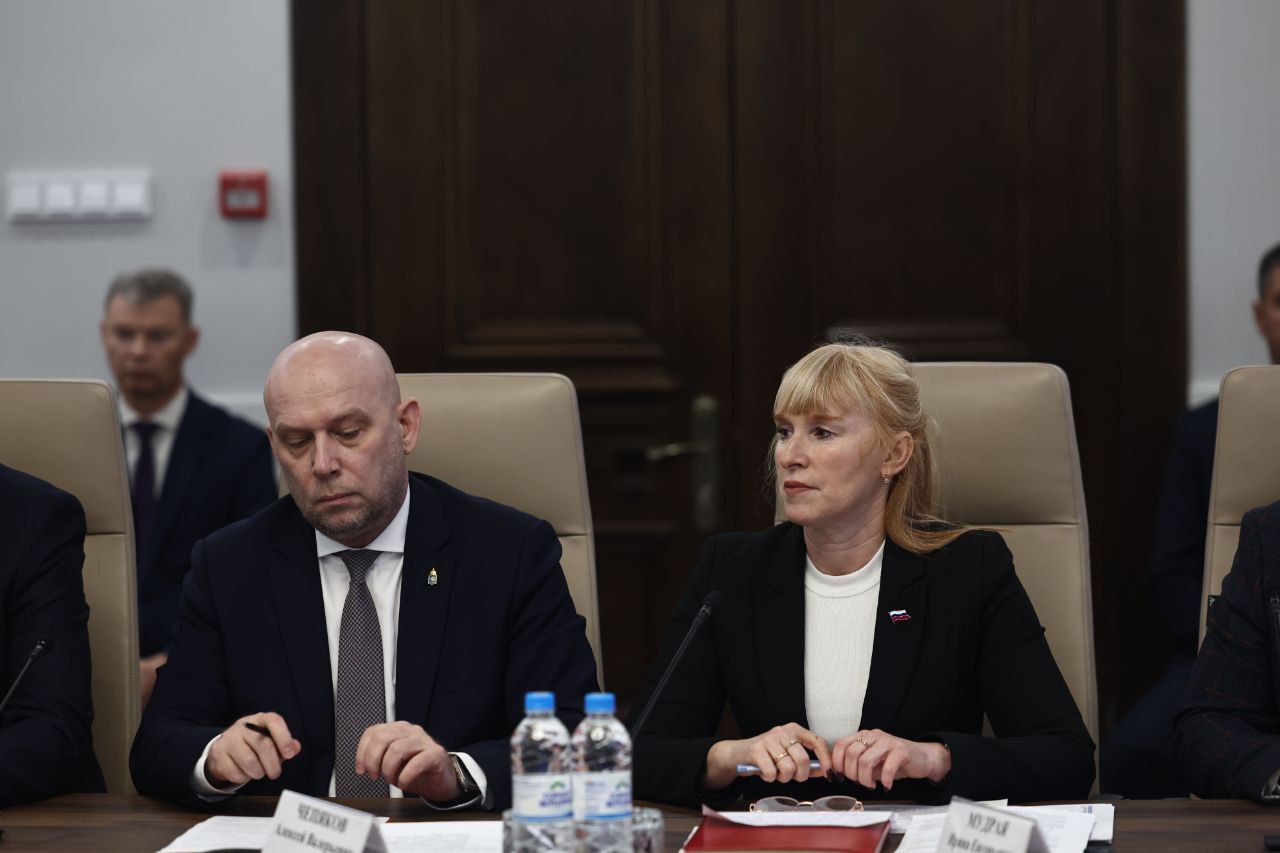 В Астраханской области обсудили меры защиты молодежи от деструктивного влияния В Астраханской области обсудили меры защиты молодежи от деструктивного влияния