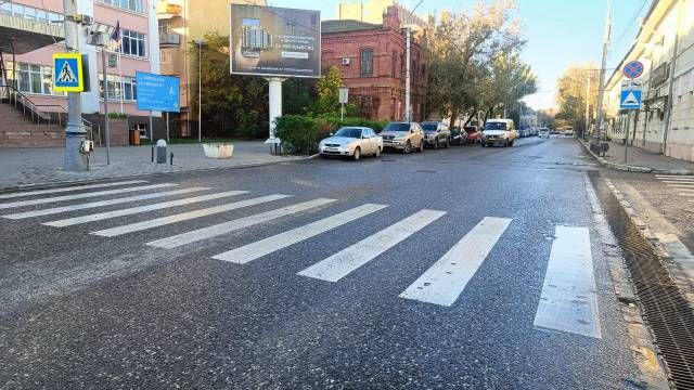 За ночь в Астрахани откачали более 600 кубометров дождевых вод За ночь в Астрахани откачали более 600 кубометров дождевых вод