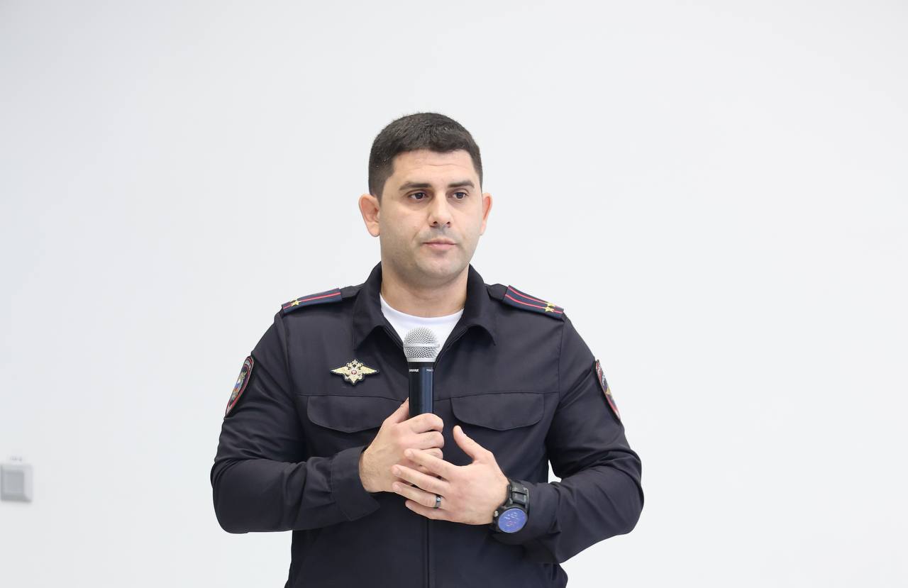 Руководитель отдела по борьбе с мошенничествами встретился со студентами астраханского колледжа Руководитель отдела по борьбе с мошенничествами встретился со студентами астраханского колледжа