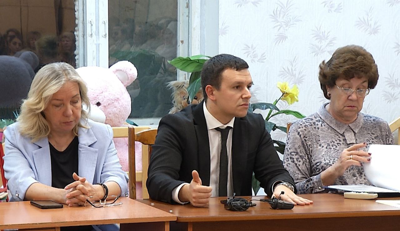 Министр социального развития и труда Астраханской области встретился с коллективом дома ребенка «Капелька»