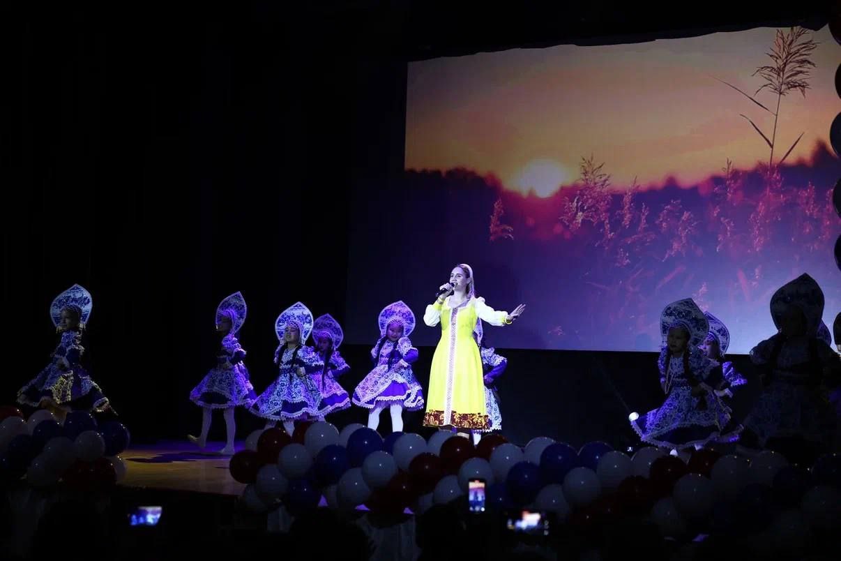 Губернатор Астраханской области поздравил жителей Володарского района с двойным праздником Губернатор Астраханской области поздравил жителей Володарского района с двойным праздником