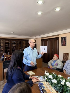 В преддверии Дня народного единства сотрудники регионального СК встретились с проживающими Астраханского дома-интерната для престарелых и инвалидов