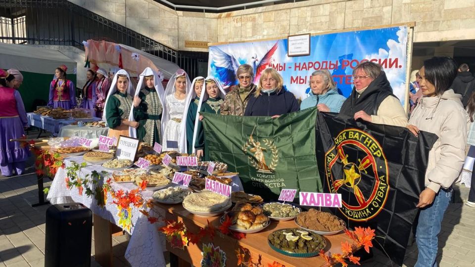 Игорь Редькин: Сегодня наша великая страна отмечает один из самых значимых и важных праздников – День народного единства, символизирующий сплоченность и великую силу народа России Игорь Редькин: Сегодня наша великая страна отмечает один из самых значимых и важных праздников – День народного единства, символизирующий сплоченность и великую силу народа России