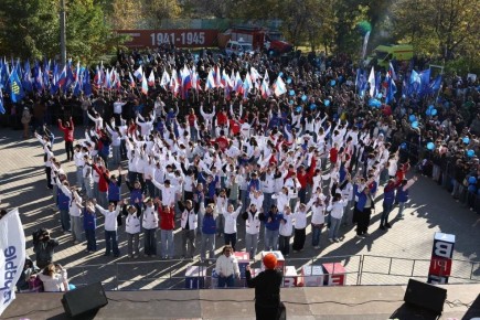 Игорь Бабушкин: Дорогие астраханцы!. Поздравляю вас с Днём народного единства!