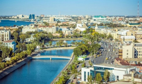 Двух человек спасли при пожаре в Ленинском районе Астрахани