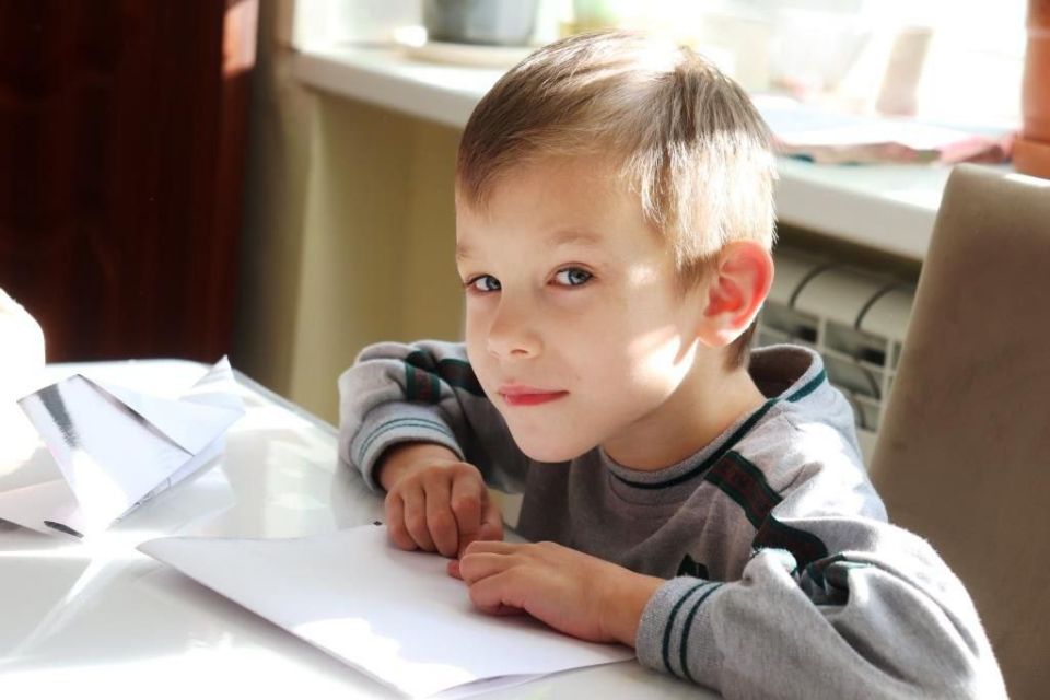 «Спасибо за то, что делаете для нас»: юные астраханцы написали письма бойцам СВО «Спасибо за то, что делаете для нас»: юные астраханцы написали письма бойцам СВО