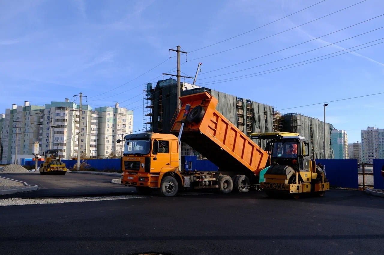 Игорь Редькин: Пока позволяет погода, продолжаем дорожные работы Игорь Редькин: Пока позволяет погода, продолжаем дорожные работы