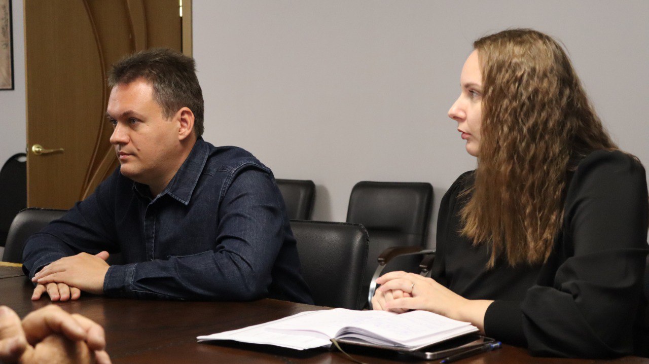 Сегодня состоялось рабочее совещание с руководством МУП "ЖКХ Ахтубинское" Сегодня состоялось рабочее совещание с руководством МУП "ЖКХ Ахтубинское"