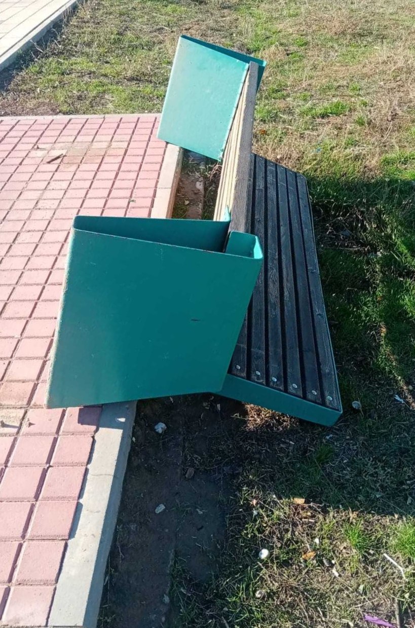 Сотрудники коммунальной службы "Чистый Город" кроме ежедневной уборки в городских парках, на этой неделе выполнили следующие мероприятия по облагораживанию территорий: Сотрудники коммунальной службы "Чистый Город" кроме ежедневной уборки в городских парках, на этой неделе выполнили следующие мероприятия по облагораживанию территорий: