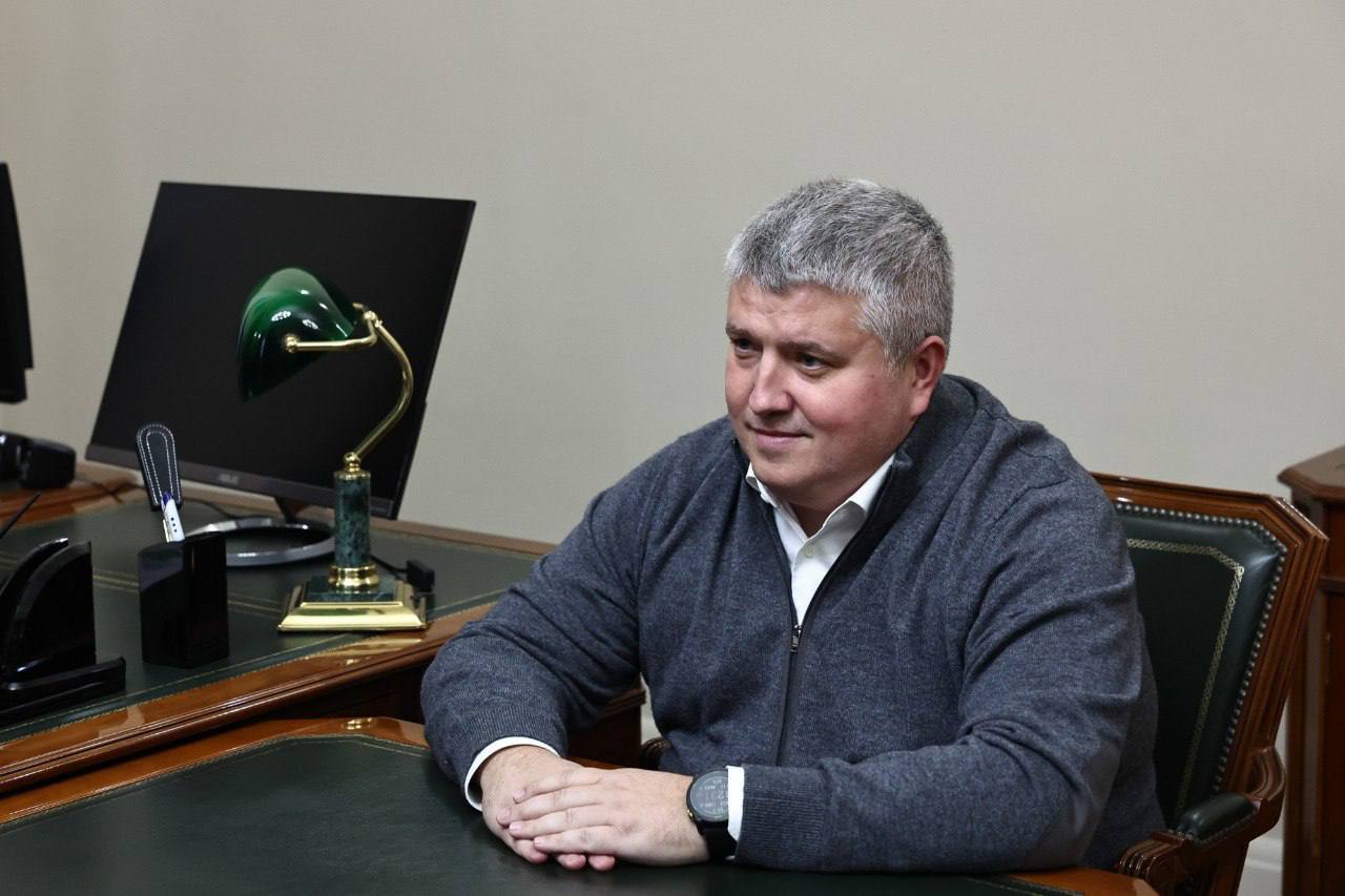 Губернаторы Астраханской и Новгородской областей заключили договор о сотрудничестве регионов Губернаторы Астраханской и Новгородской областей заключили договор о сотрудничестве регионов