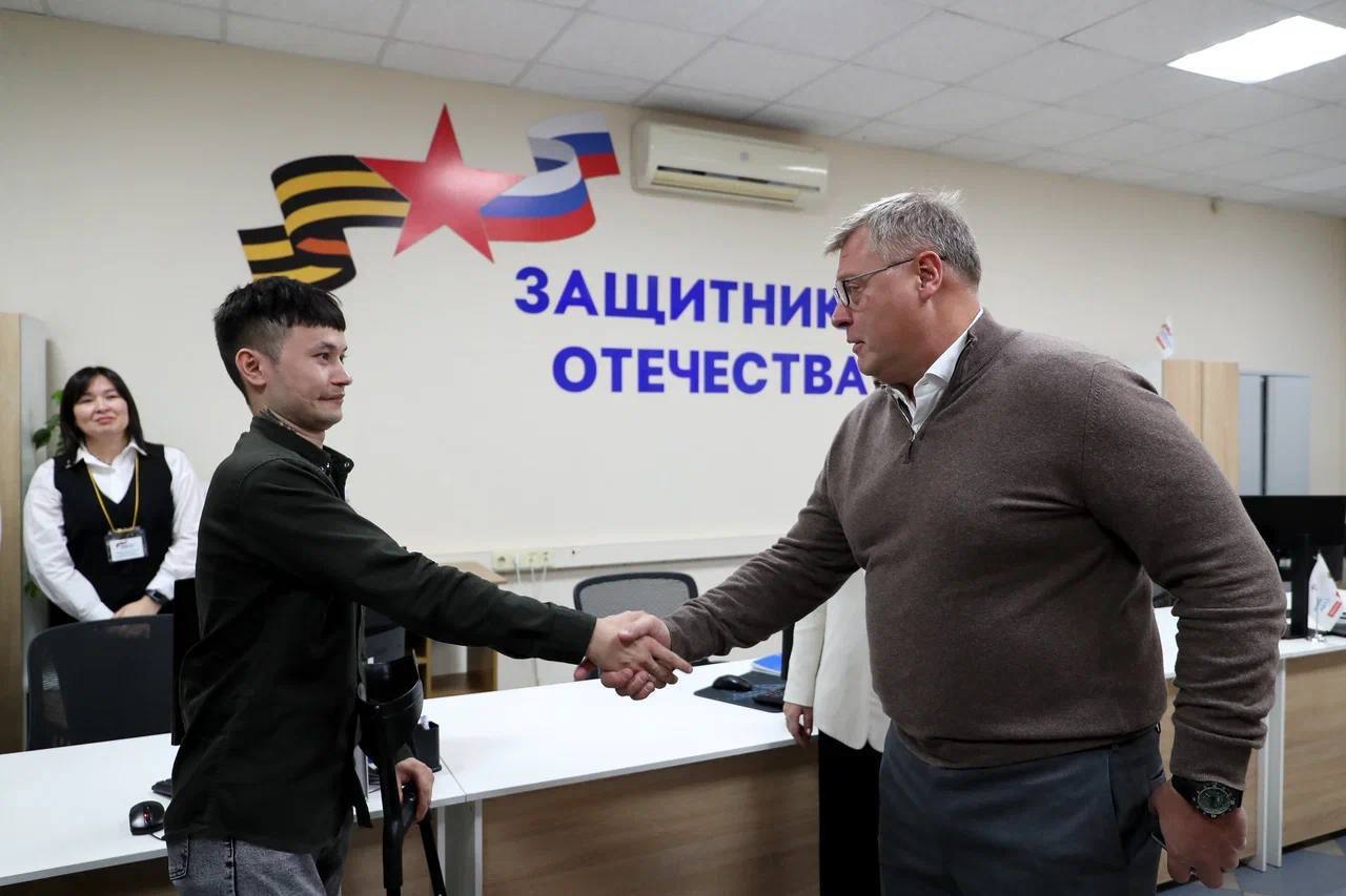 Первый адаптированный автомобиль передан ветерану СВО в Астрахани Первый адаптированный автомобиль передан ветерану СВО в Астрахани