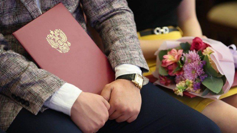 50 астраханских студентов будут получать губернаторскую стипендию