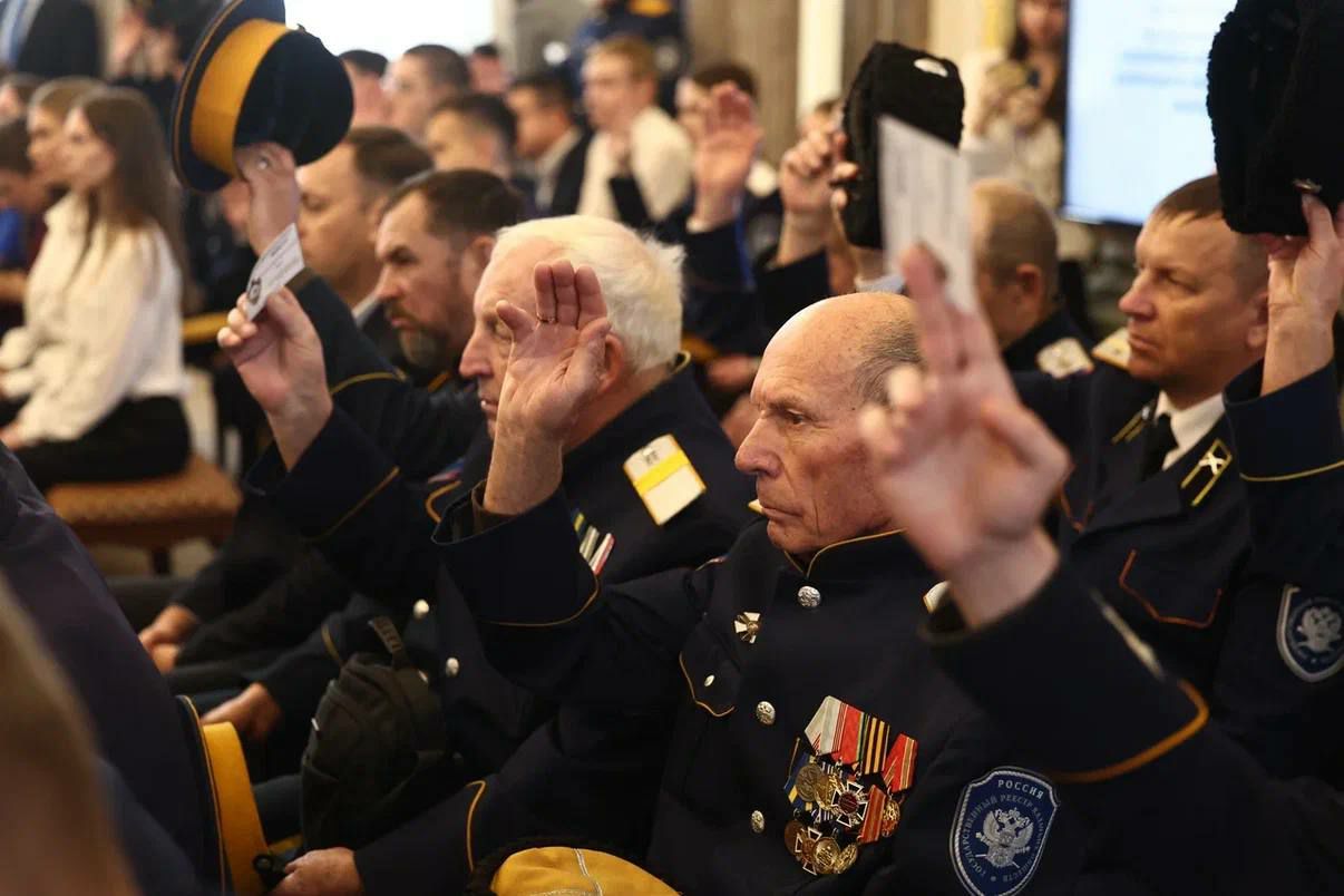 В Астраханской области избрали атамана окружного казачьего общества В Астраханской области избрали атамана окружного казачьего общества