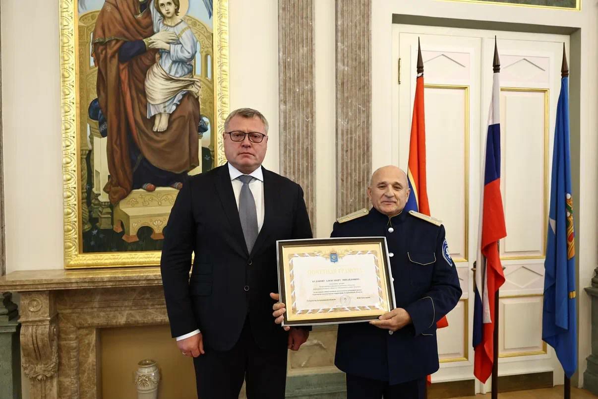 В Астраханской области избрали атамана окружного казачьего общества В Астраханской области избрали атамана окружного казачьего общества