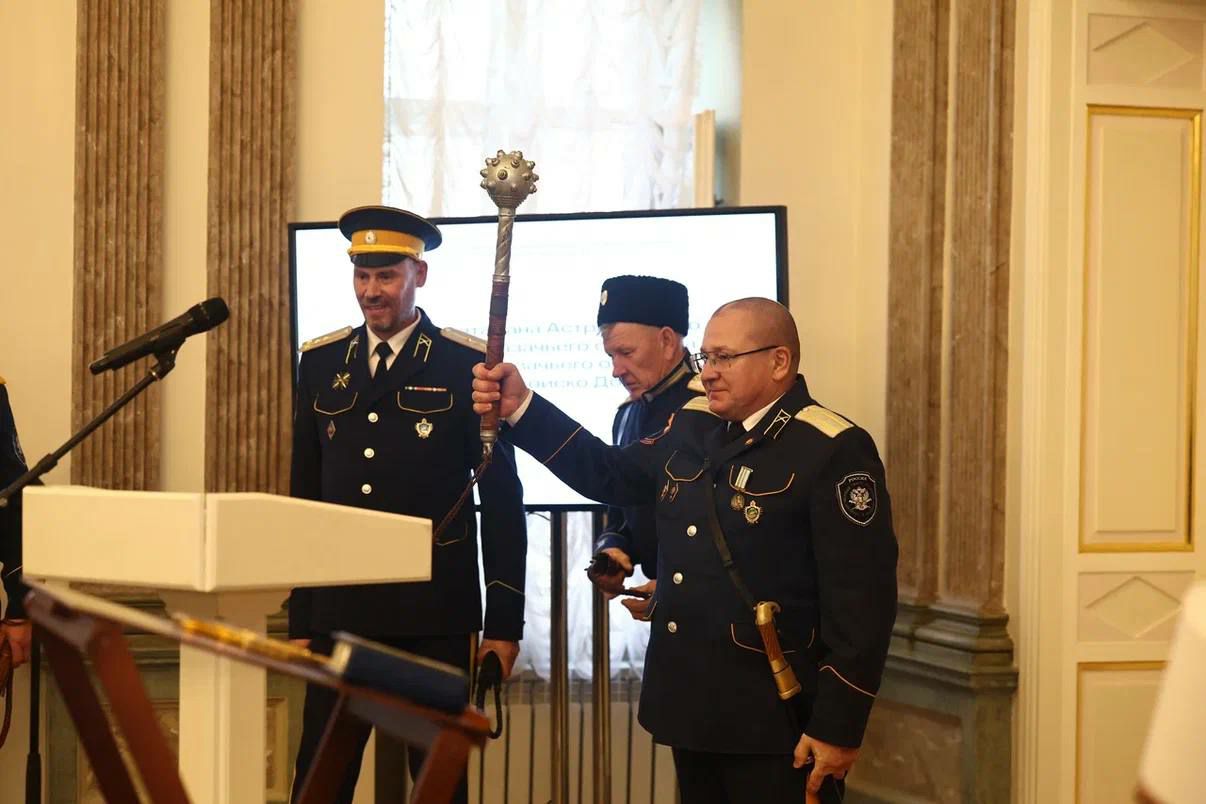 В Астраханской области избрали атамана окружного казачьего общества В Астраханской области избрали атамана окружного казачьего общества