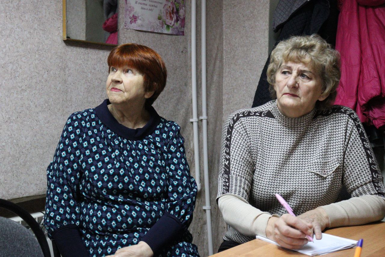 В одном из кабинетов КВЗ "Муза" состоялась встреча главы города Александра Сивакова с представителями Совета ветеранов города Ахтубинска В одном из кабинетов КВЗ "Муза" состоялась встреча главы города Александра Сивакова с представителями Совета ветеранов города Ахтубинска