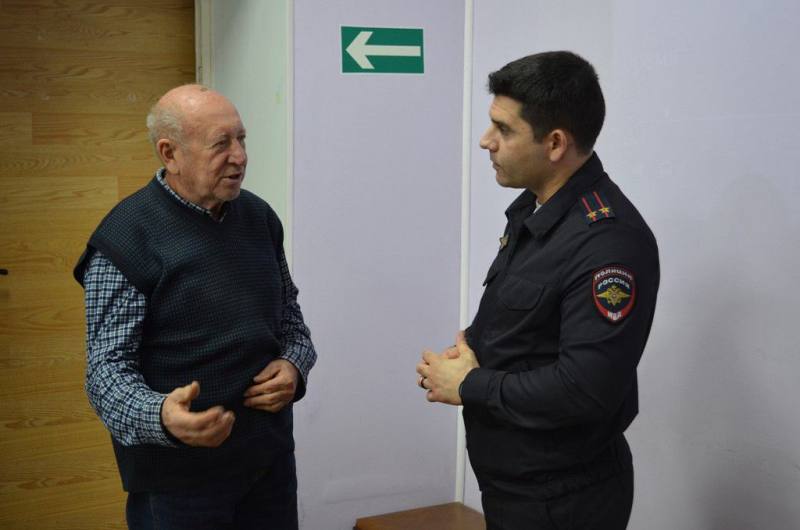 Стражи порядка продолжают работу по защите граждан от кибермошенников Стражи порядка продолжают работу по защите граждан от кибермошенников