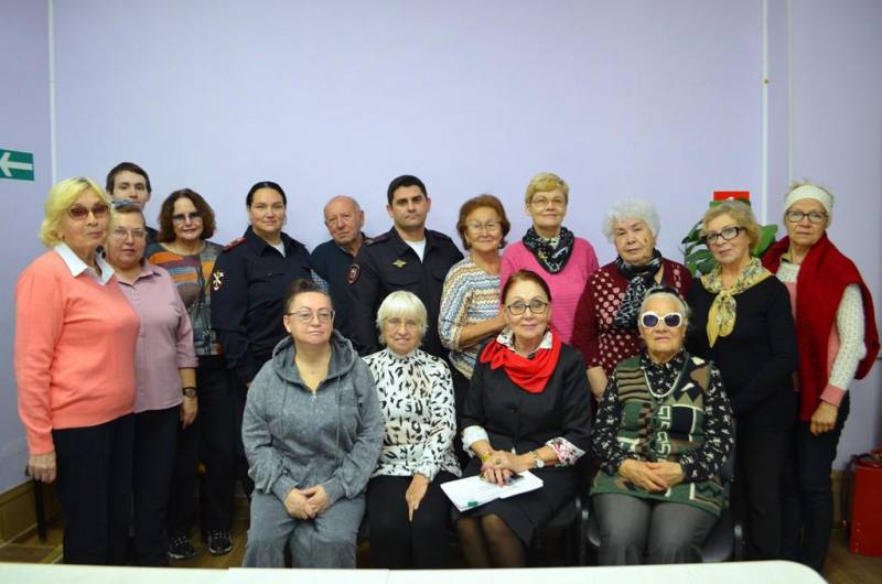 Стражи порядка продолжают работу по защите граждан от кибермошенников Стражи порядка продолжают работу по защите граждан от кибермошенников