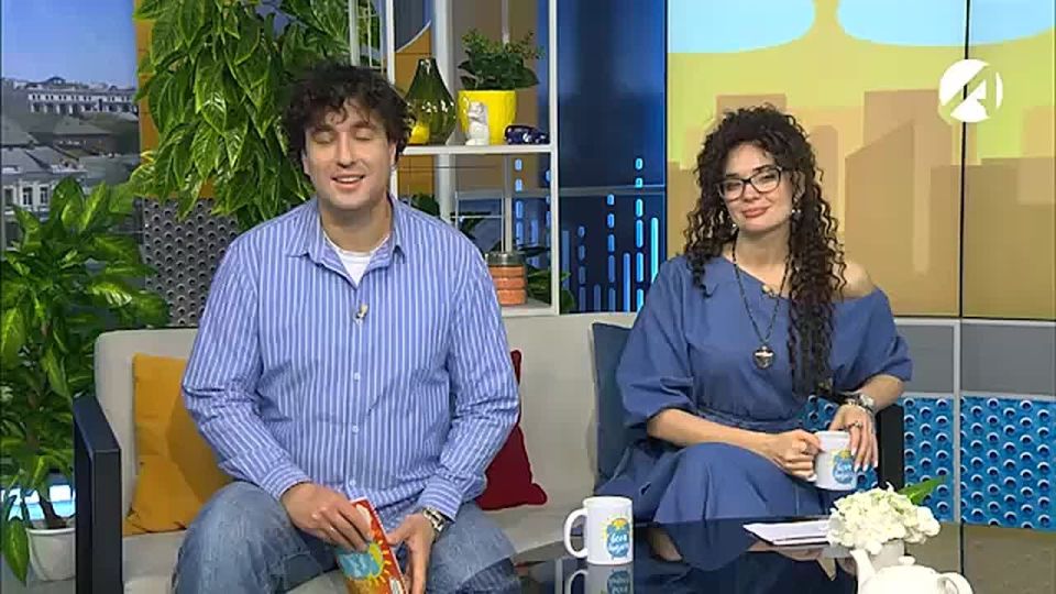   ?     ?    ?    -   3 .   