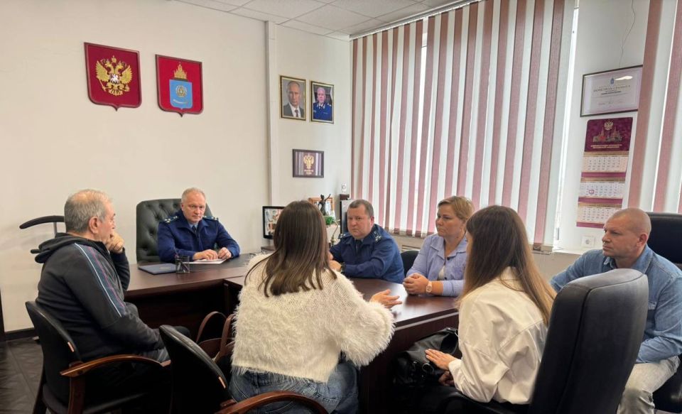 Заместитель прокурора Астраханской области провел прием жителей Приволжского района