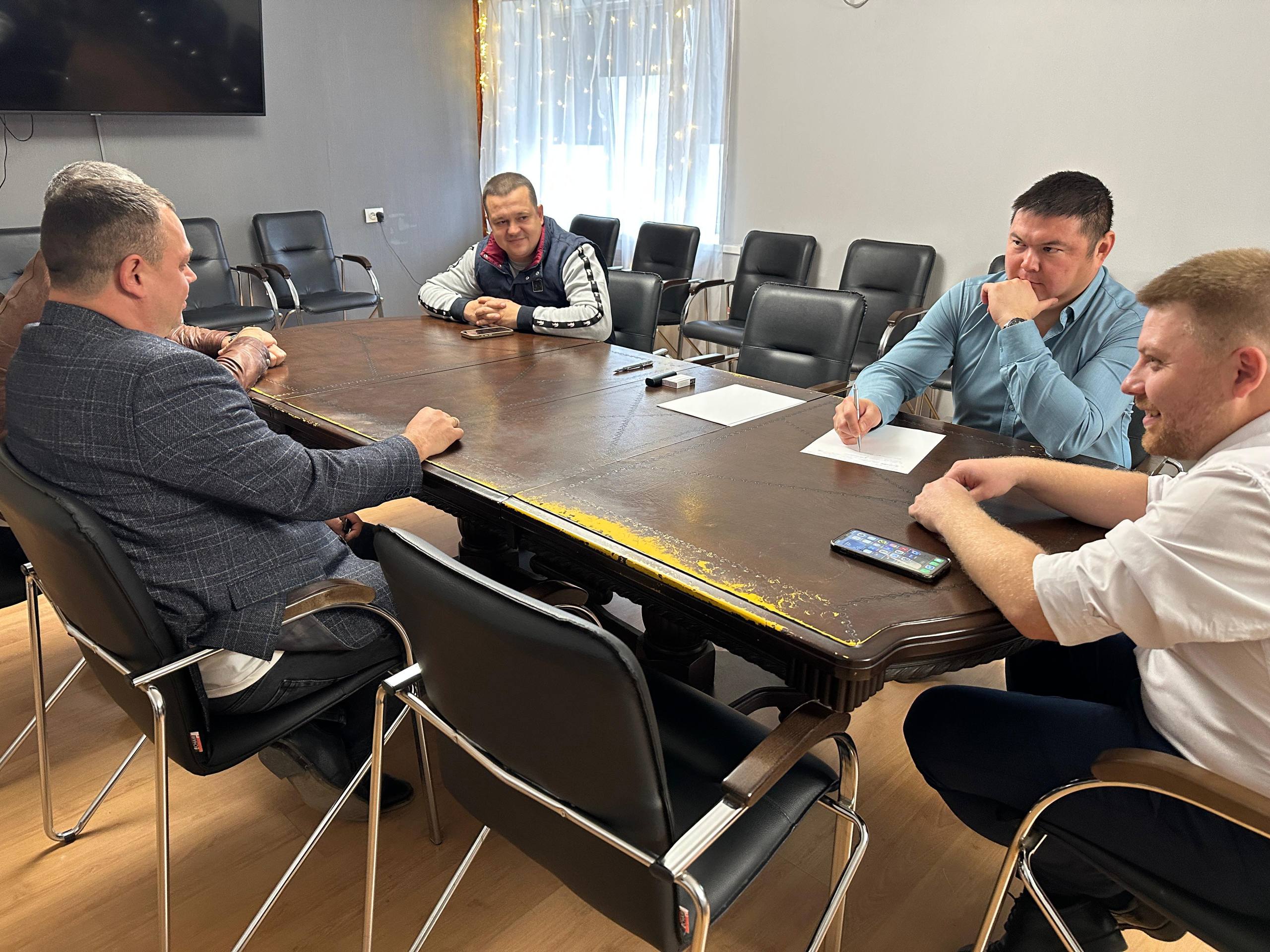 В ближайшие годы развитие нашего города будет сосредоточено на обновлении коммунальных сетей В ближайшие годы развитие нашего города будет сосредоточено на обновлении коммунальных сетей