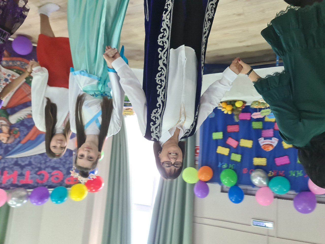 В средней школе с. Мирный Наримановского района состоялся насыщенный событиями день, объединивший Совет молодых ученых и специалистов при администрации района и масштабный фестиваль танцев В средней школе с. Мирный Наримановского района состоялся насыщенный событиями день, объединивший Совет молодых ученых и специалистов при администрации района и масштабный фестиваль танцев