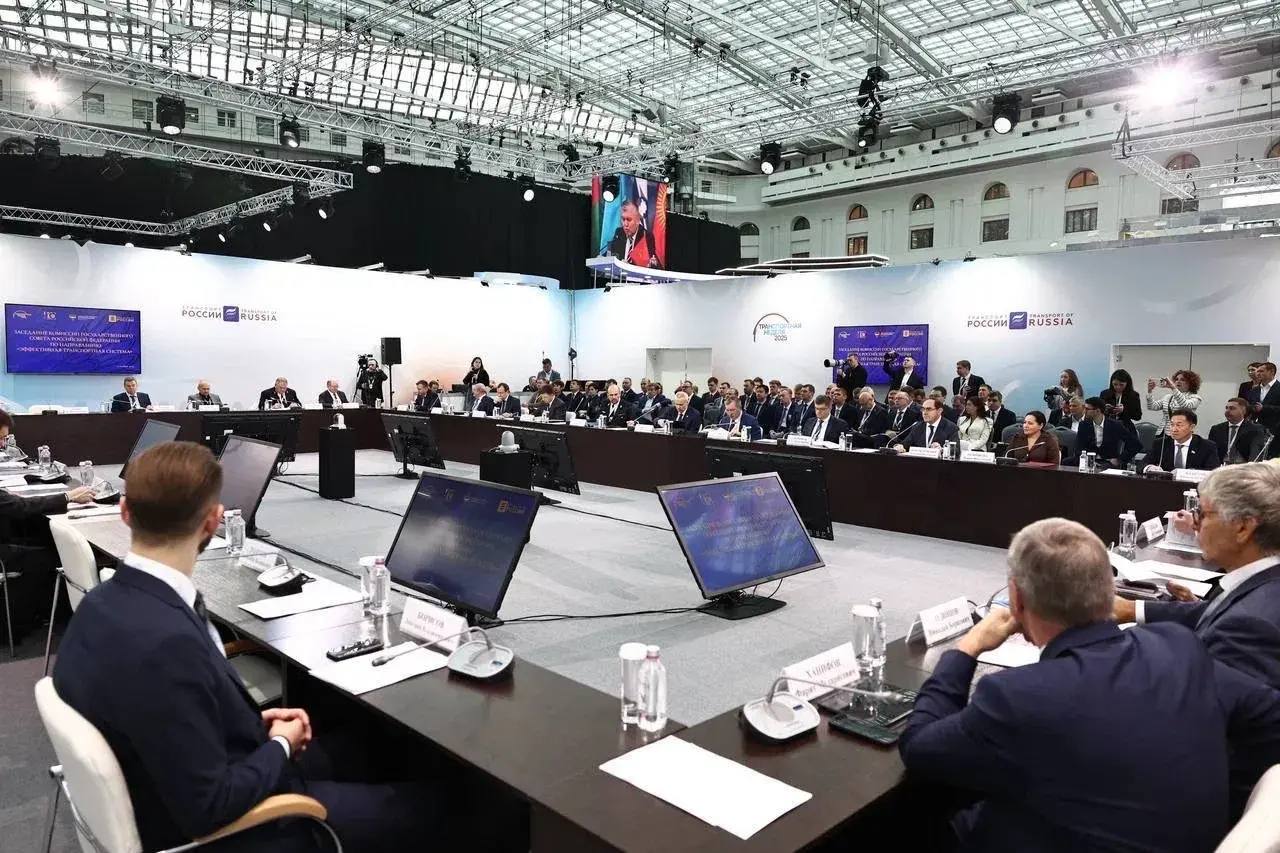 Игорь Бабушкин принял участие в заседании профильной комиссии Госсовета по развитию транспорта Игорь Бабушкин принял участие в заседании профильной комиссии Госсовета по развитию транспорта