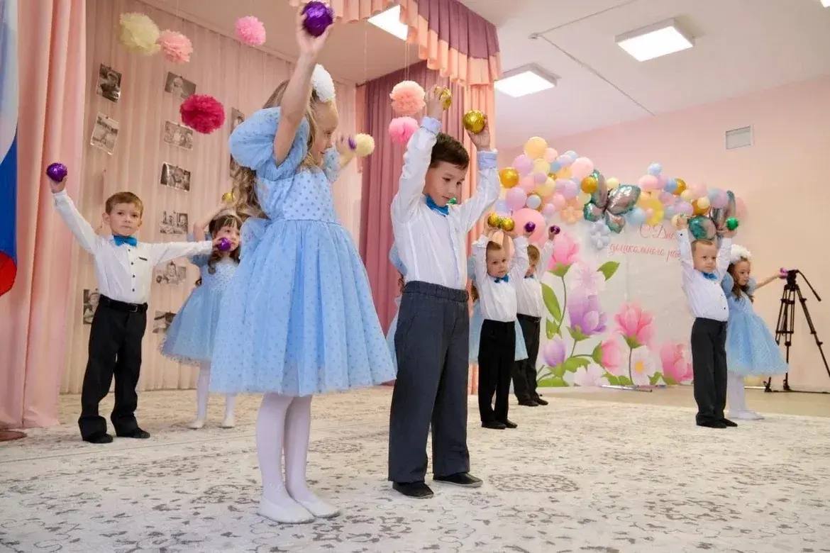 В Камызяке Астраханской области за два года построили два детсада на 120 мест каждый В Камызяке Астраханской области за два года построили два детсада на 120 мест каждый