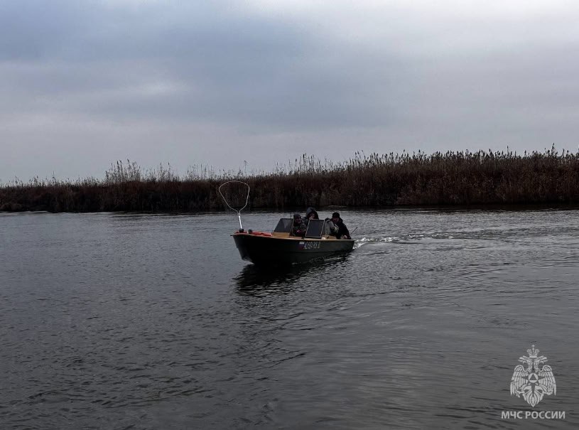 Не наказывайте сами себя. Накануне очередной рейд в Камызякском районе провели инспекторы Государственной инспекции по маломерным судам Главного управления МЧС по Астраханской области совместно с представителями средств... Не наказывайте сами себя. Накануне очередной рейд в Камызякском районе провели инспекторы Государственной инспекции по маломерным судам Главного управления МЧС по Астраханской области совместно с представителями средств...