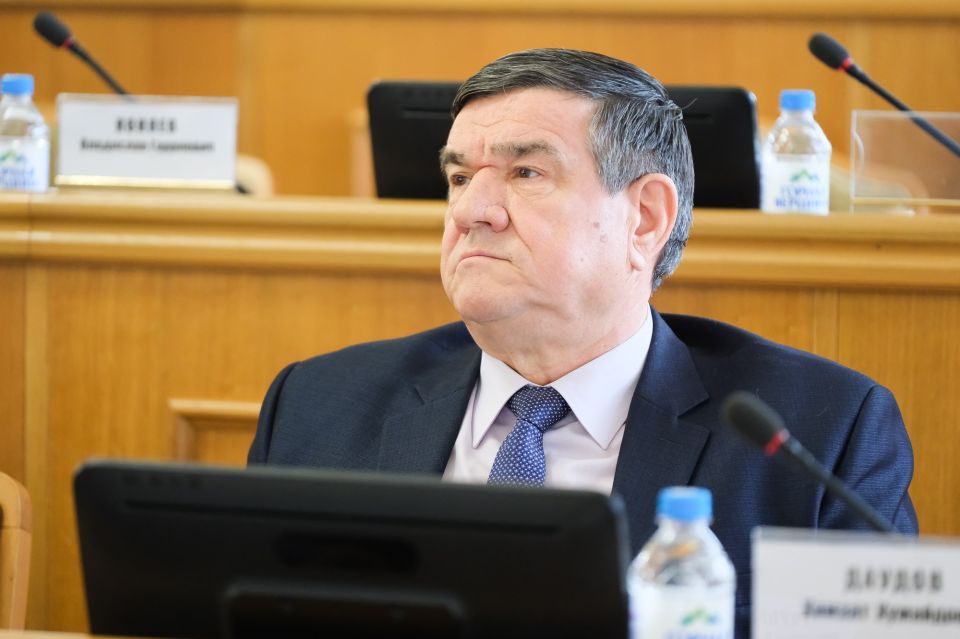 В Астрахани депутат предложил заложить в бюджет 10% на воровство