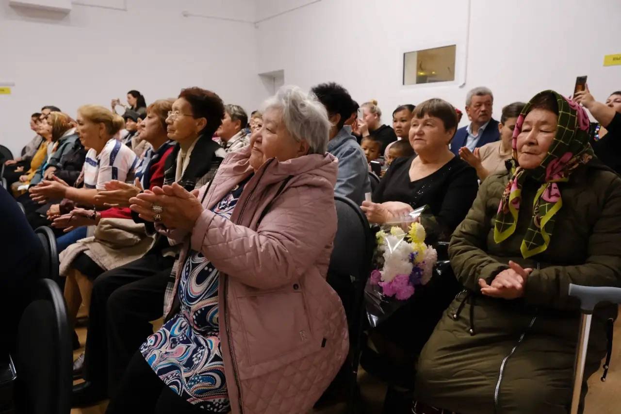 Ансамбль «Зоренька» из Астраханской области отметил 10-летие Ансамбль «Зоренька» из Астраханской области отметил 10-летие