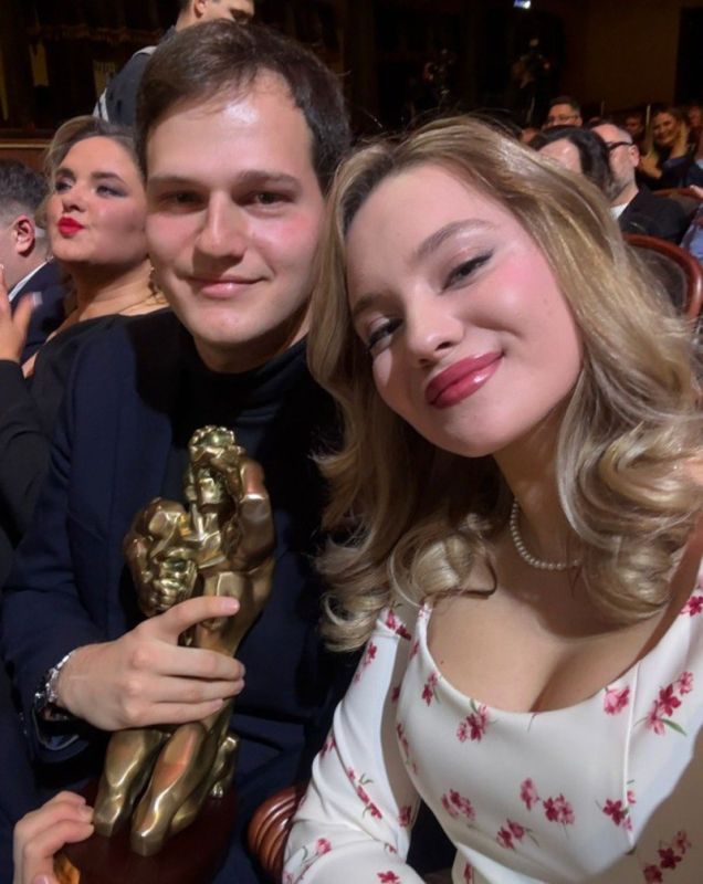    .       !   24         -     ...