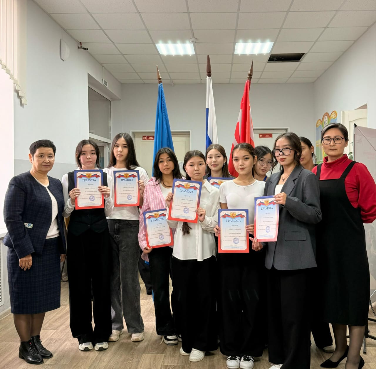 Завершилась яркая избирательная кампания по выборам Президента школ Володарского района Завершилась яркая избирательная кампания по выборам Президента школ Володарского района