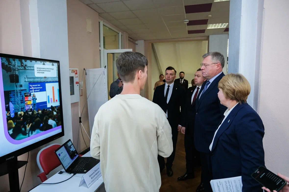 Детский Совет первых предложил губернатору провести лингвистический слёт в Астрахани Детский Совет первых предложил губернатору провести лингвистический слёт в Астрахани