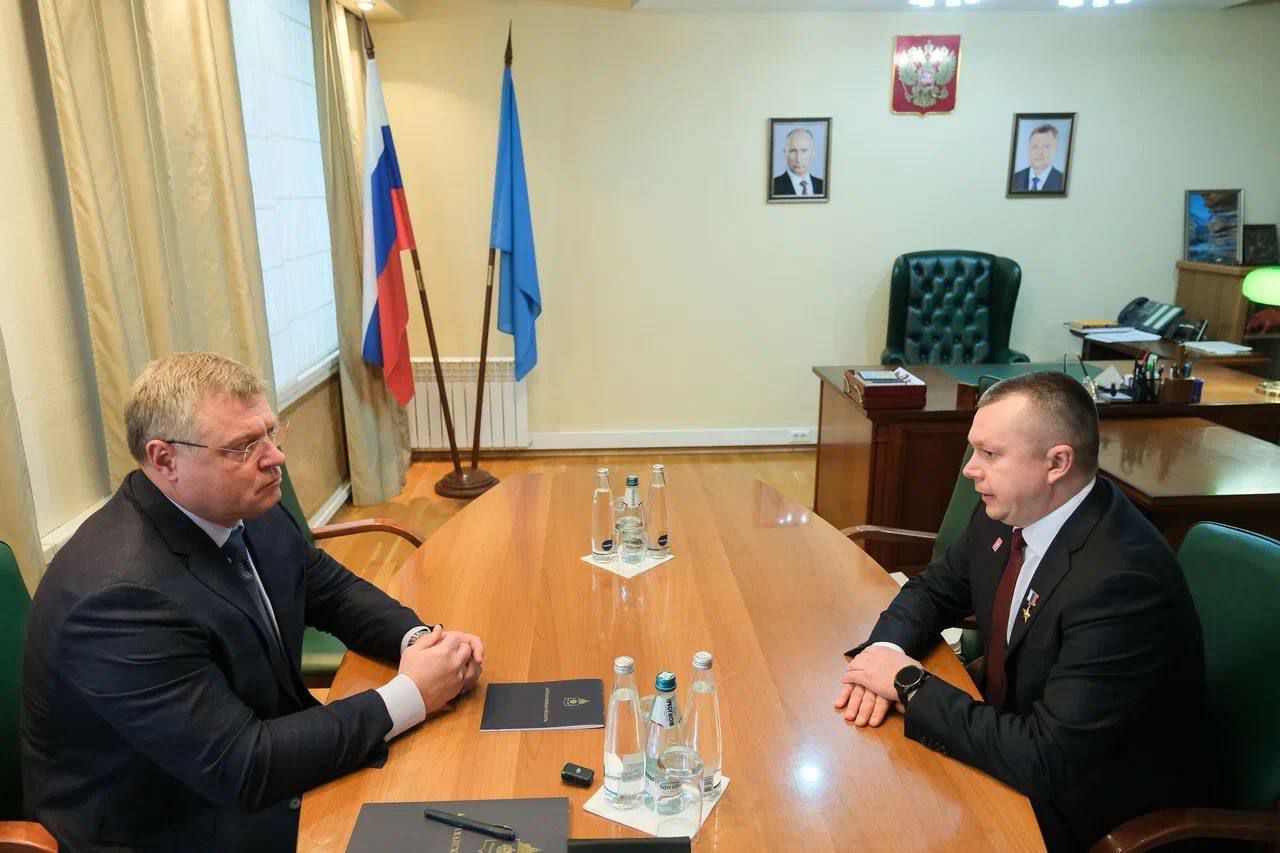 Детский Совет первых предложил губернатору провести лингвистический слёт в Астрахани Детский Совет первых предложил губернатору провести лингвистический слёт в Астрахани