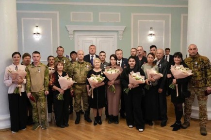 8              ,      -