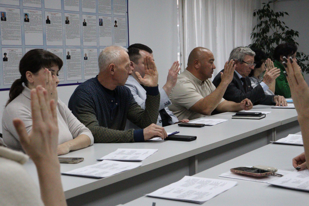 В конференц-зале депутатского корпуса городской администрации, состоялось заседание Совета В конференц-зале депутатского корпуса городской администрации, состоялось заседание Совета