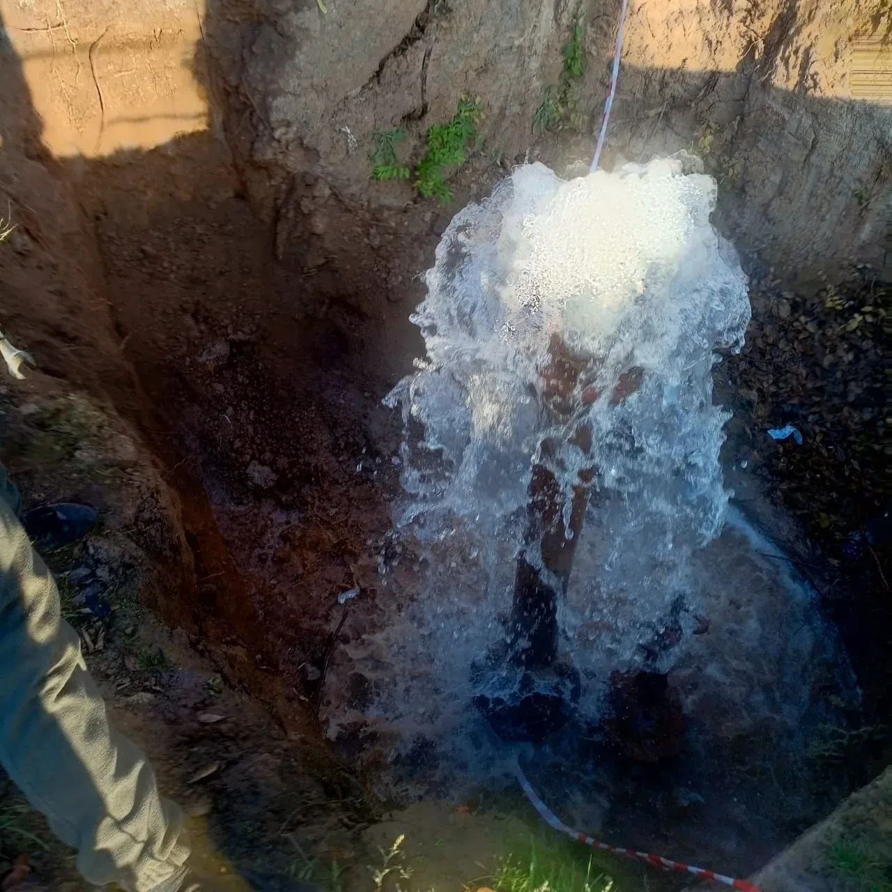 Запланированные сегодня работы по улице Бахчиванджи на системе водоснабжения по замене двух запорных устройств диаметром 200 мм завершены Запланированные сегодня работы по улице Бахчиванджи на системе водоснабжения по замене двух запорных устройств диаметром 200 мм завершены