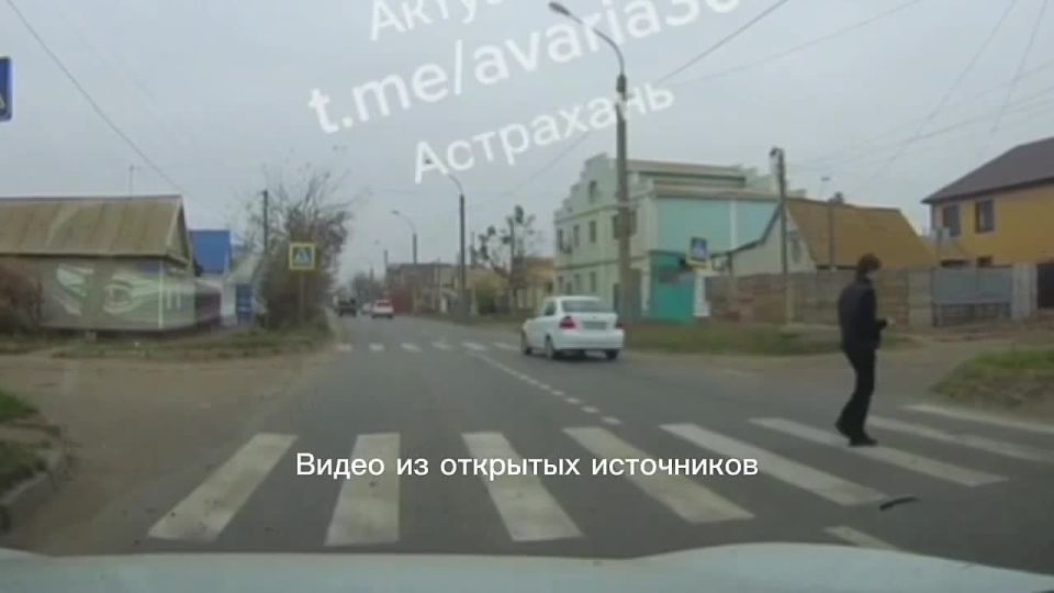 В Астрахани установили водителя, нарушившего ПДД, по видео в интернете