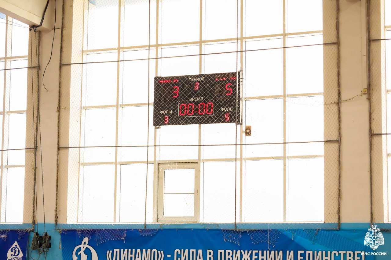 Астраханские спасатели стали чемпионами по мини-футболу Астраханские спасатели стали чемпионами по мини-футболу