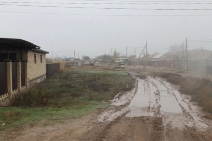 Отрезанные от мира. Дороги в астраханских селах исчезают после дождей
