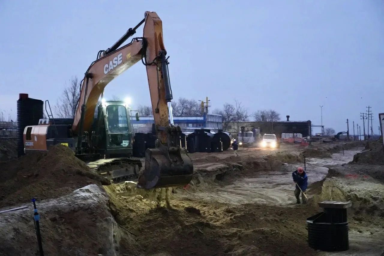 Замминистра строительства и ЖКХ РФ отметил прогресс в работе регштаба, который контролирует реконструкцию СОСК в Астраханской области Замминистра строительства и ЖКХ РФ отметил прогресс в работе регштаба, который контролирует реконструкцию СОСК в Астраханской области